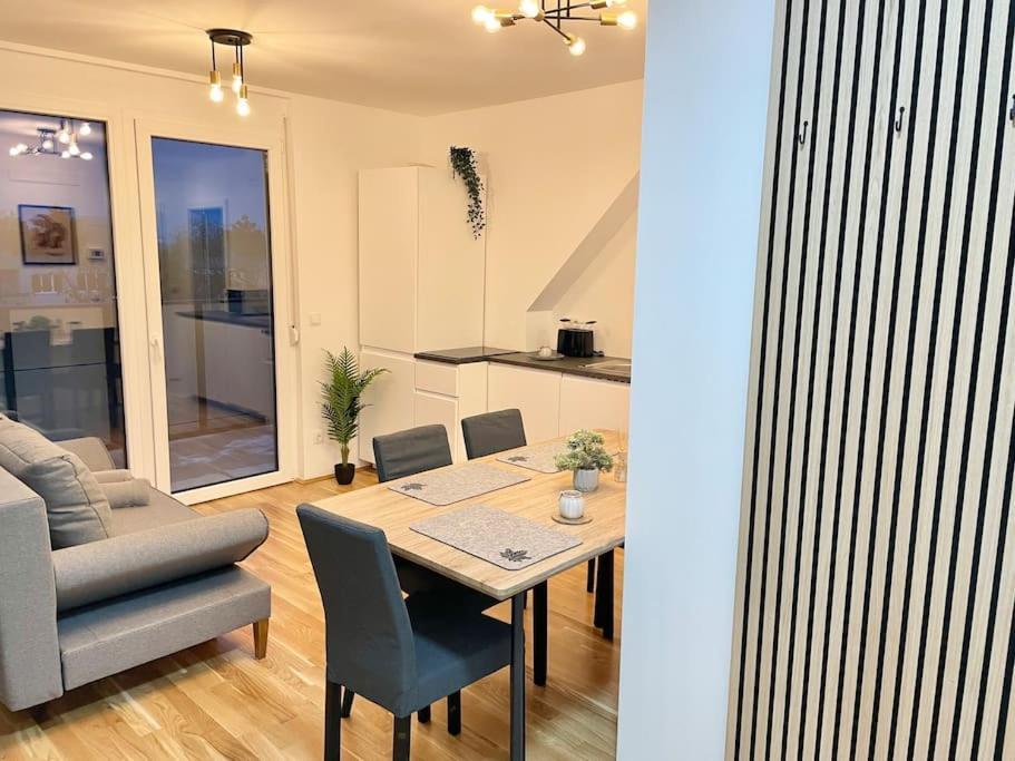 Modern Rooftop With Free Parking Apartment Wien
